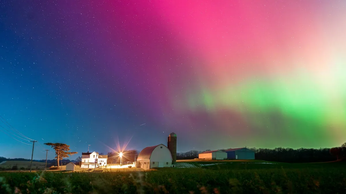 NOAA forecasts geomagnetic storm and possible auroras farther south