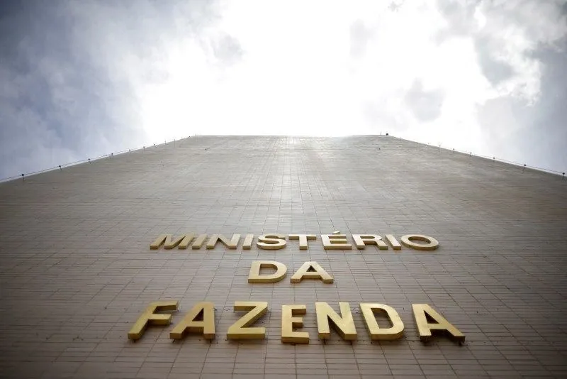 Brazil weighs constitutional amendment or decree to set selective tax rates