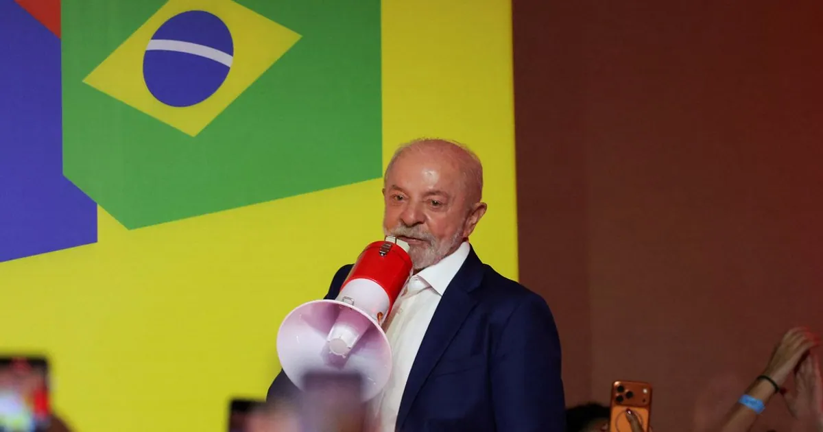 Lula reshapes Brazil campaign ahead of runoff against Bolsonaro