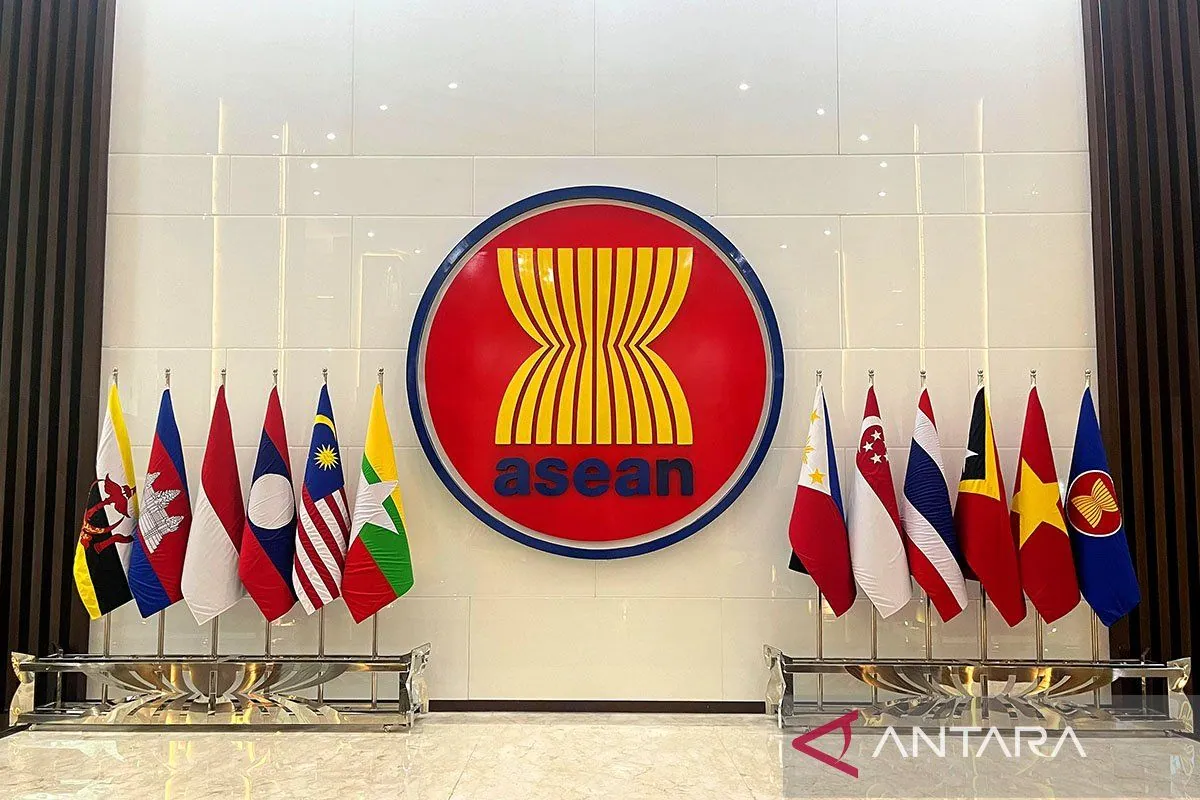 Philippines urges ASEAN to strengthen energy coordination