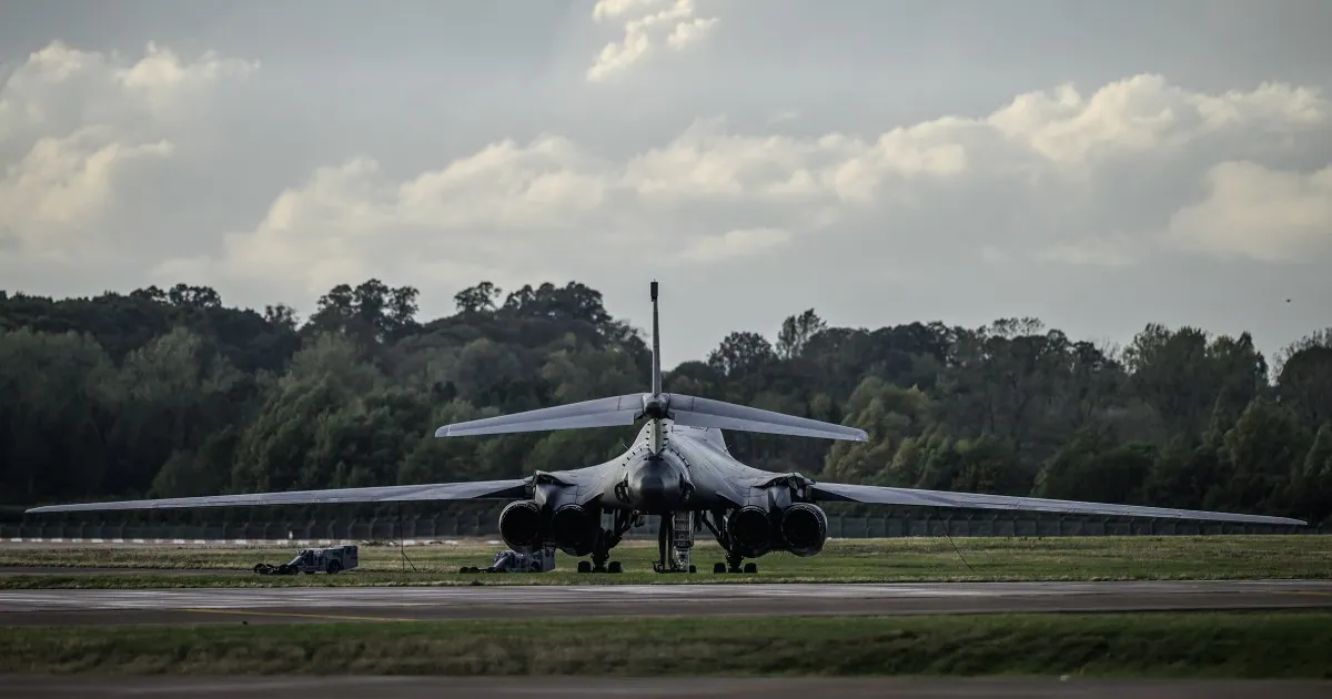 U.S. Air Force pulls bombers from RAF Fairford after suspected plot