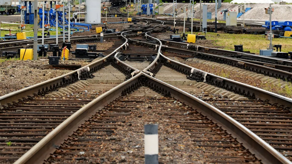 Russian Railways plans Sakhalin hydrogen train trials in 2027