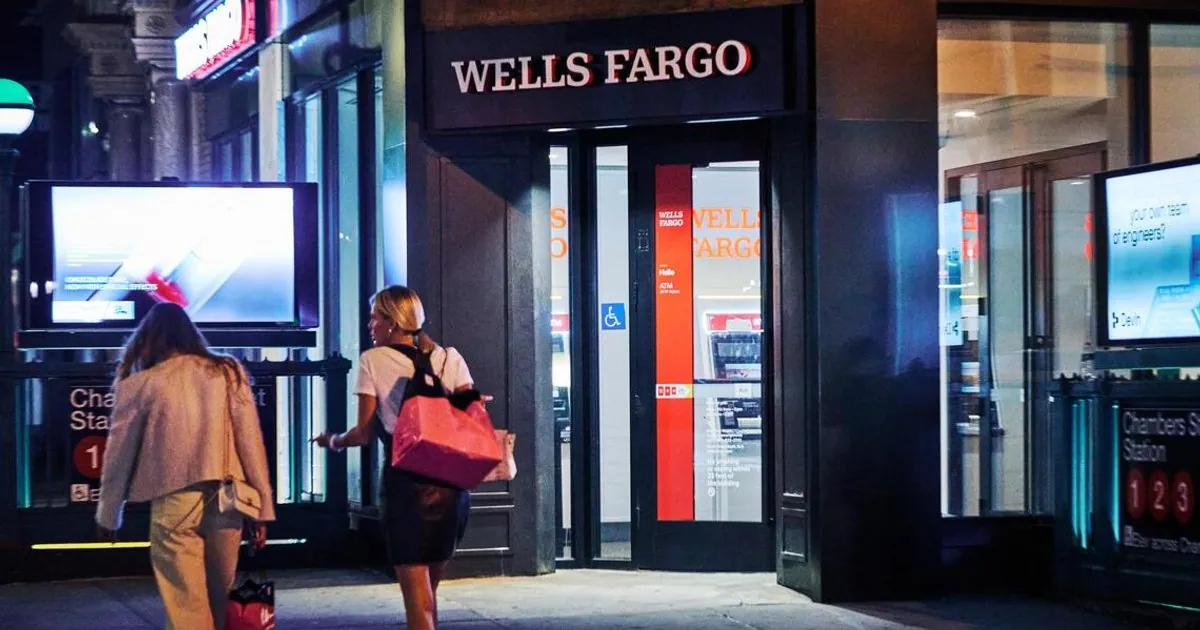 U.S. housing department weighs probe of Wells Fargo homeownership programs