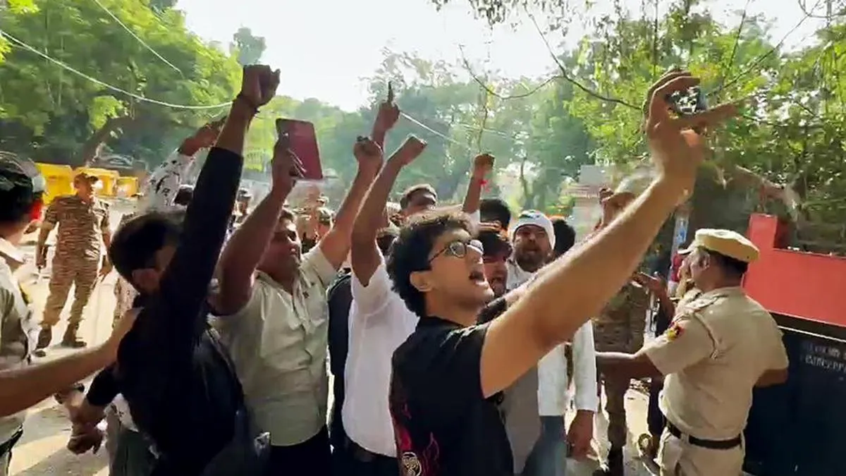 Delhi police detain CJP leaders again as protest hearing is postponed