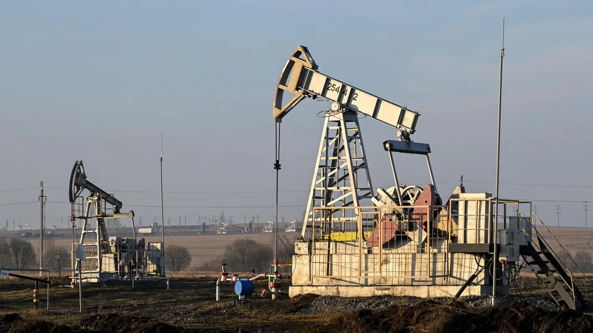 CREA says September Urals price exceeded EU and UK cap by more than double