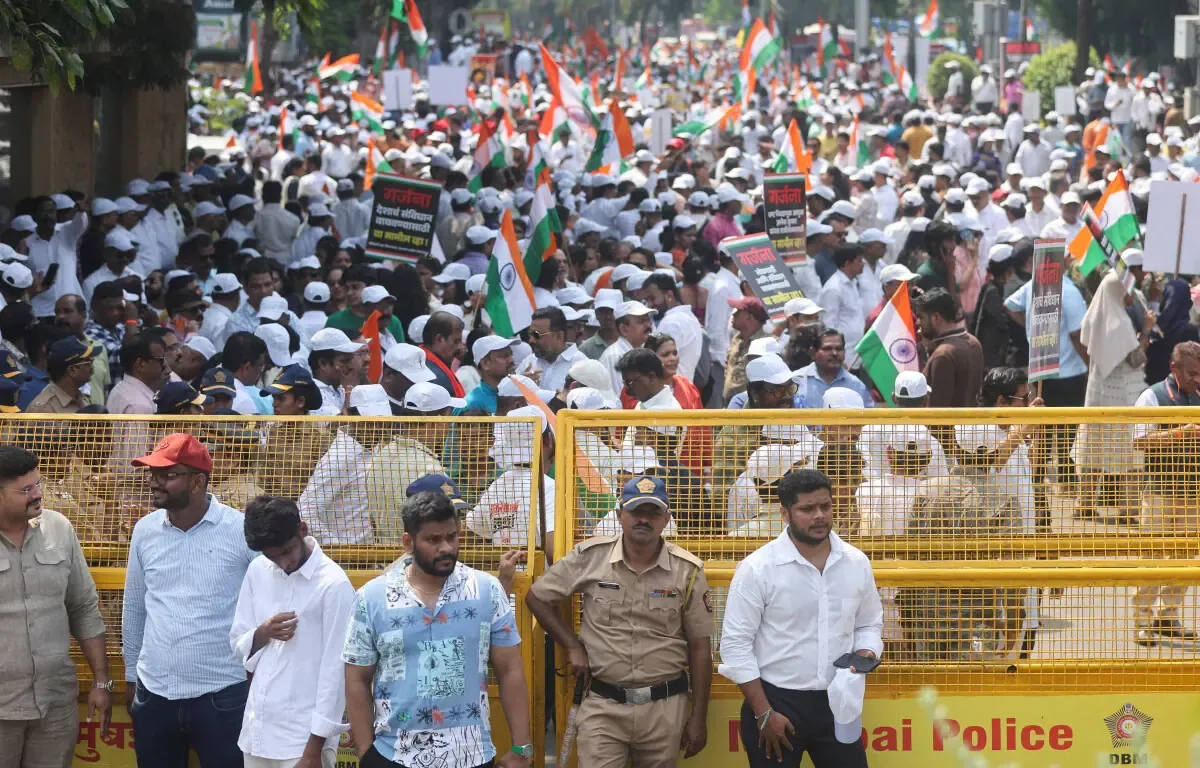 India deploys thousands of police ahead of voter-roll protests