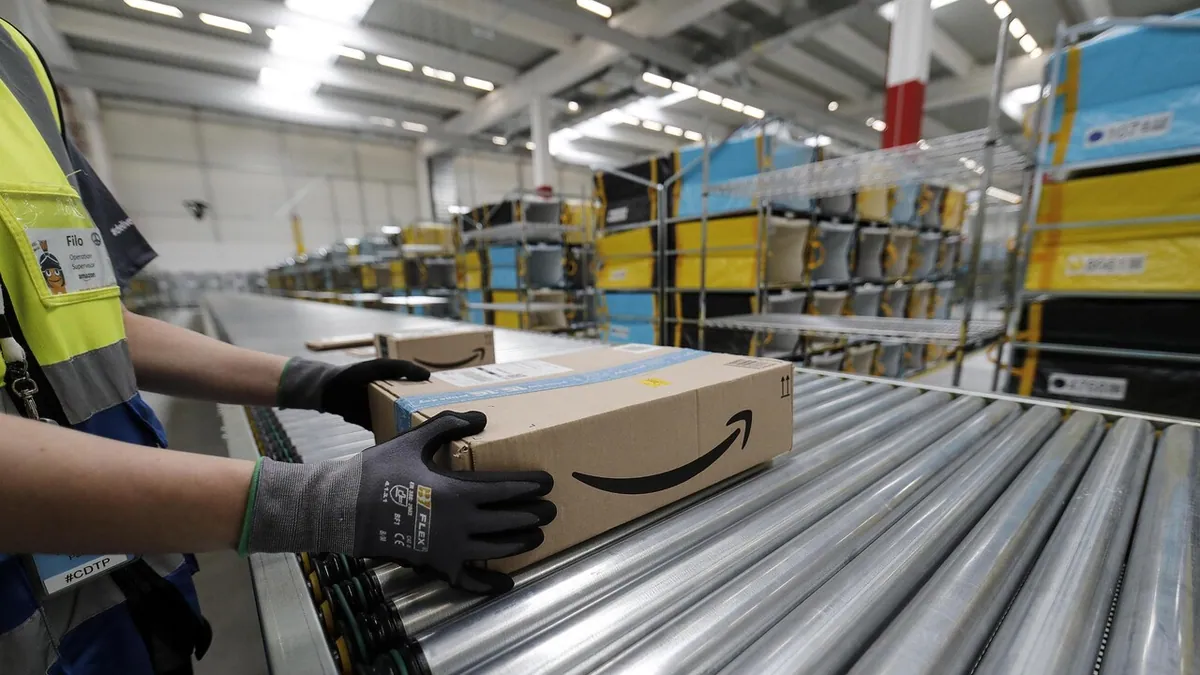 25-year-old worker dies at Amazon warehouse in Rome