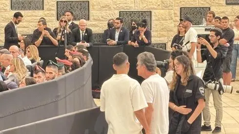 Israeli leaders speak at Jerusalem memorial, with calls for inquiry and unity