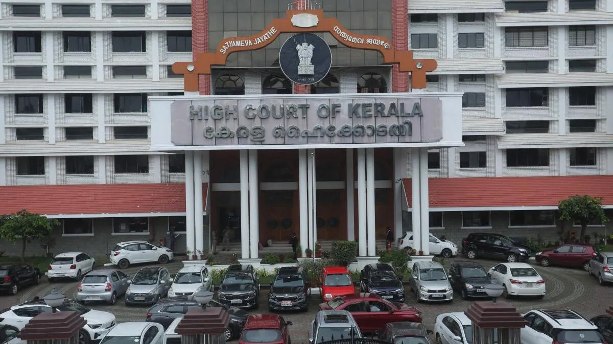 Kerala High Court pauses probe into bribery allegations against MLA Joseph