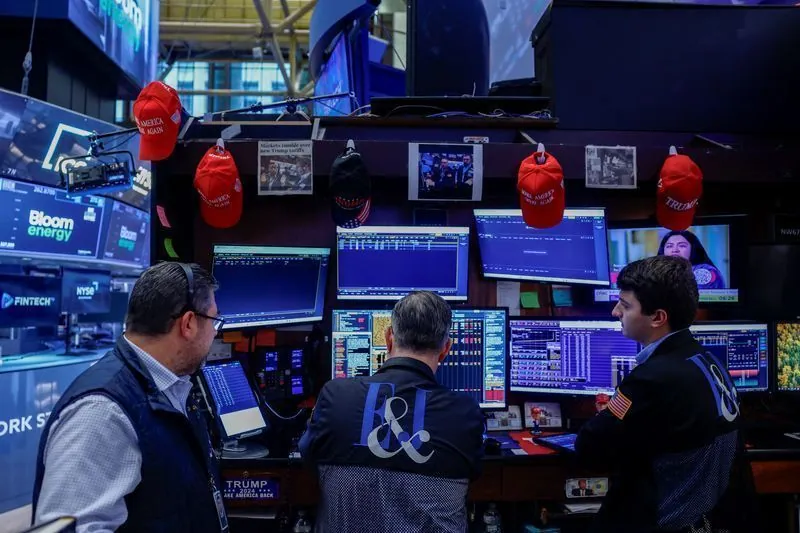 S&P 500 and Nasdaq set records as Treasury yields and oil prices fall