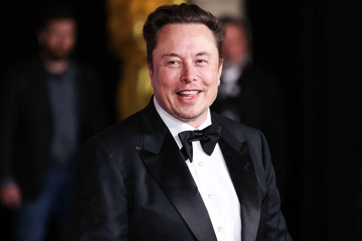 SpaceX spectrum deal puts pressure on U.S. telecom shares