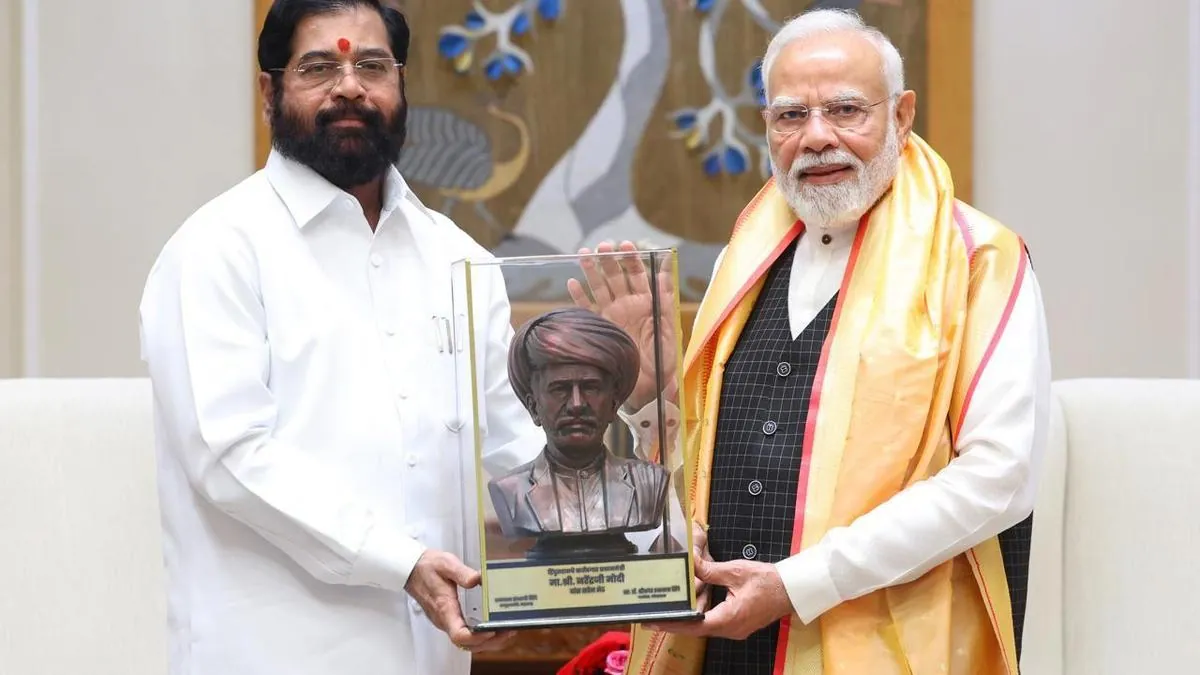 Modi assures Maharashtra farmers of support amid drought, Shinde says