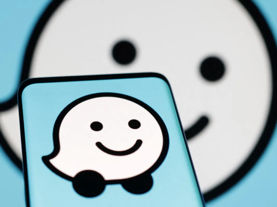 Iraq plans to block Waze over Israeli origins, minister says