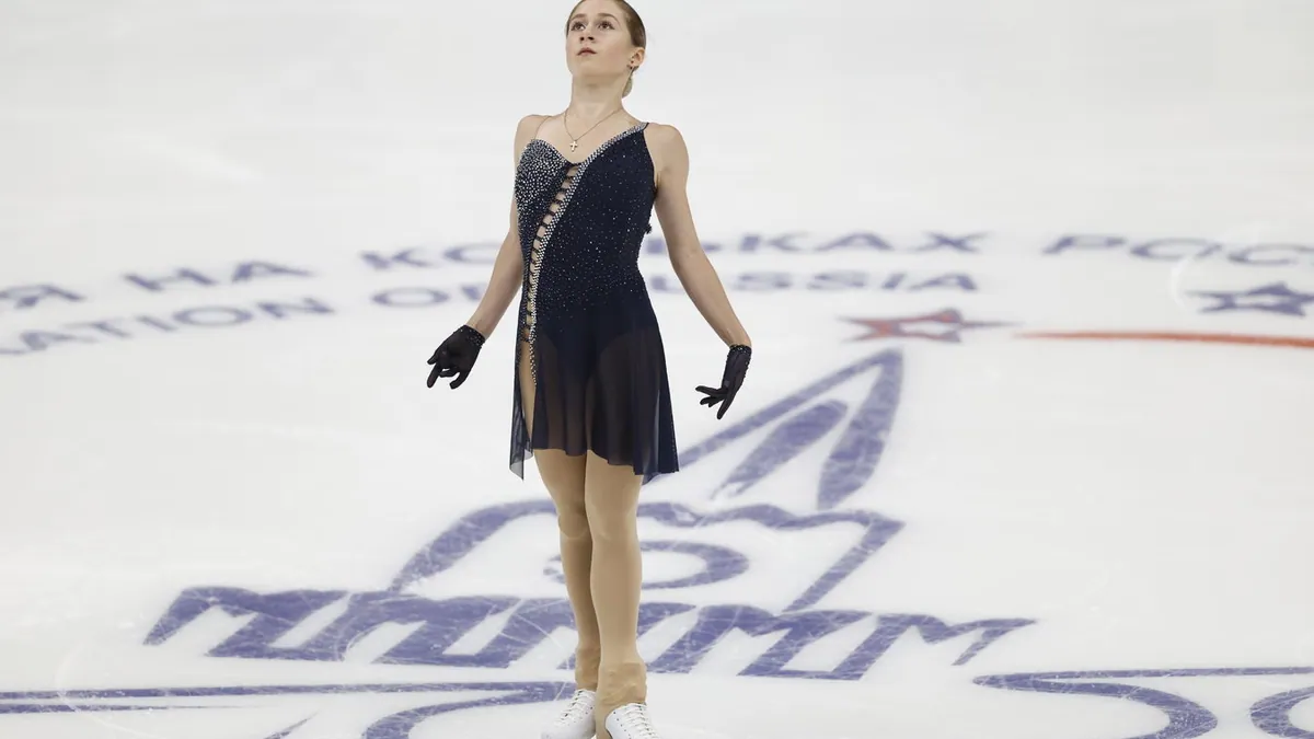 Gorbacheva wins Budapest Trophy short programme
