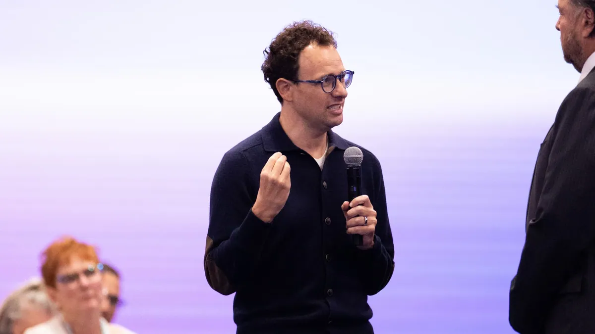 New Constructs раскритиковала предполагаемую оценку Anthropic перед IPO