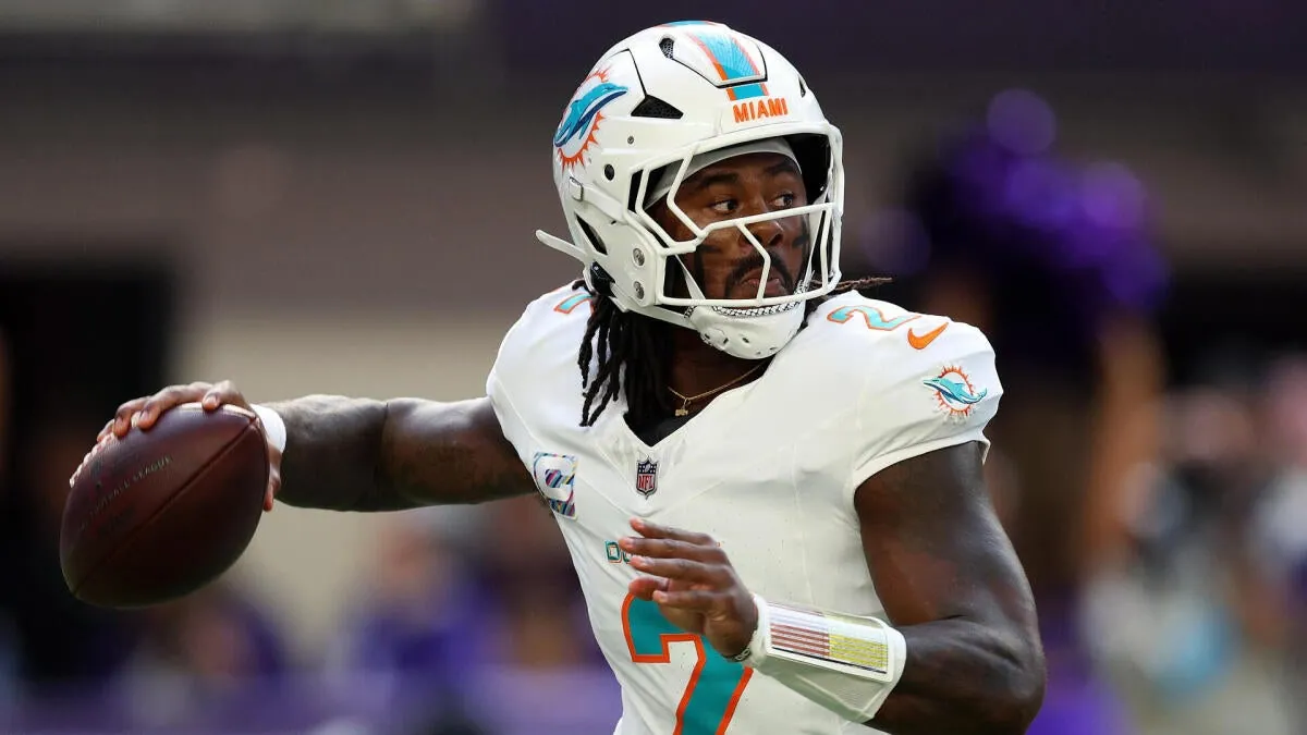 Bengals safety points out a pre-throw habit by Dolphins quarterback