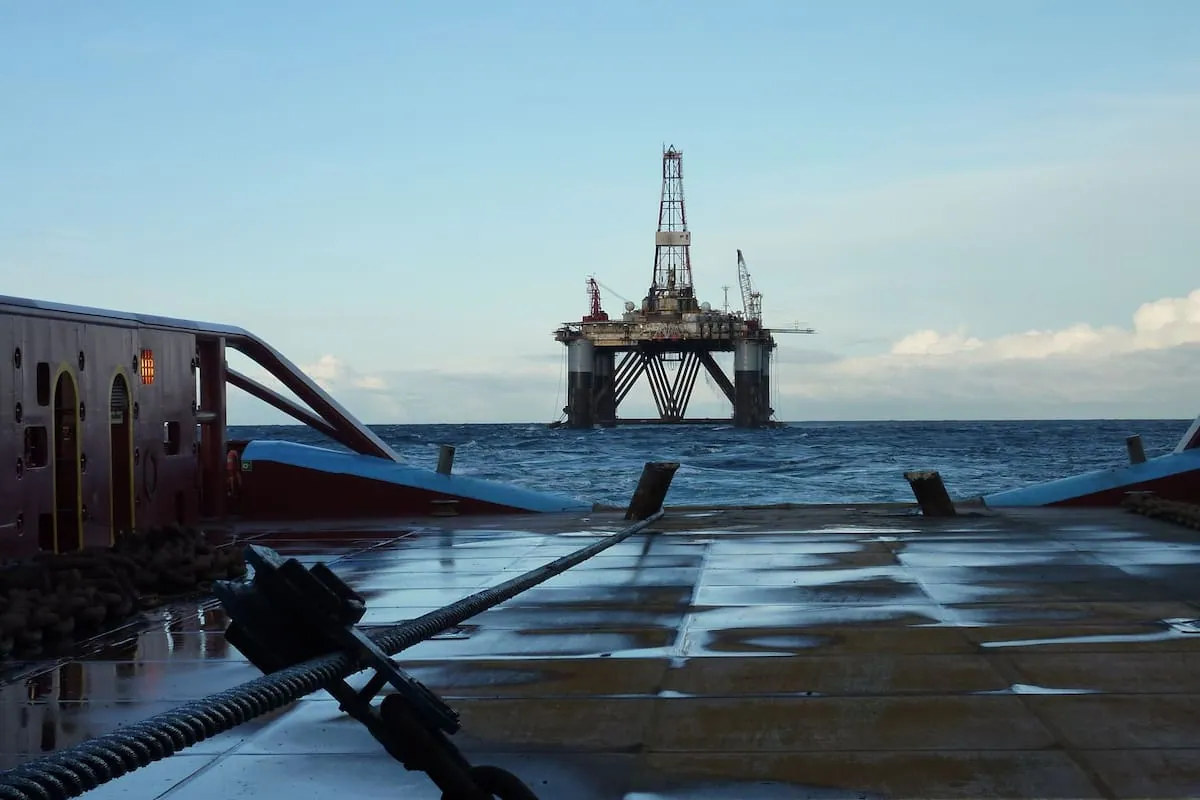 Rockhopper says two contractors will leave Sea Lion project
