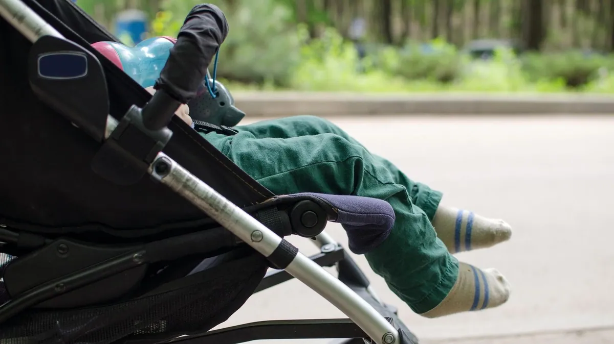 Butskaya proposes stroller storage in older apartment courtyards
