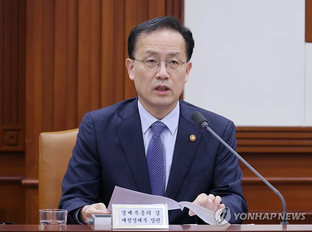 South Korea’s finance minister puts inflation fight at top of agenda