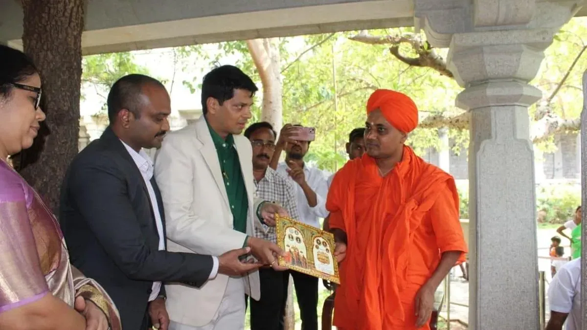 Abhinava Gavisiddeshwara invited to inaugurate Mysuru Dasara