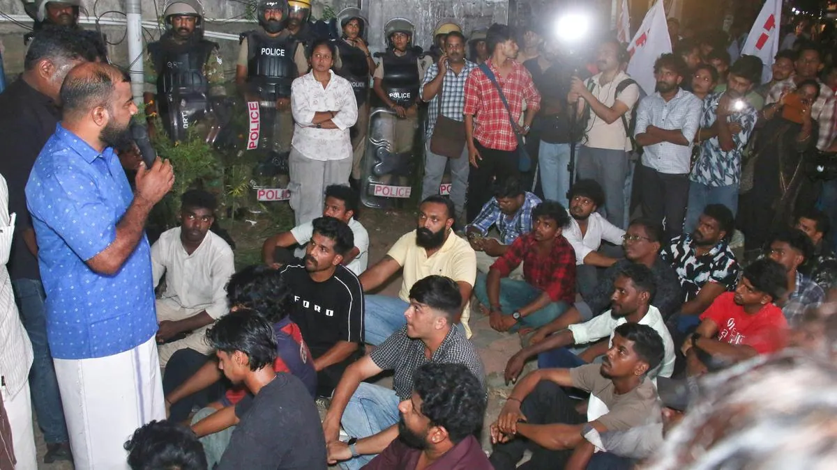 Tensions between SFI and police rise after visit to student leader’s home