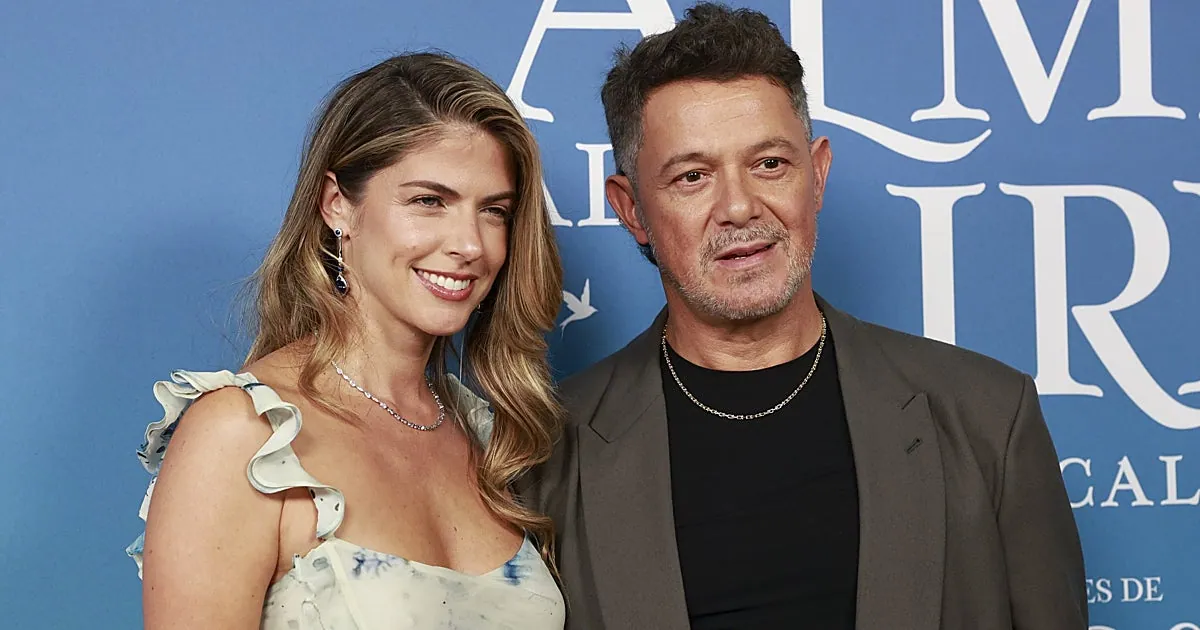 Stephanie Cayo speaks openly about her relationship with Alejandro Sanz