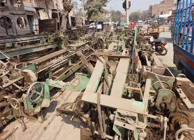 Pakistan power-loom sector hit by closures, import competition and rising costs
