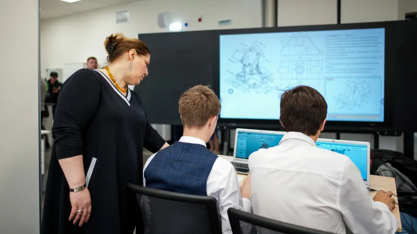 Moscow expands advanced physics and mathematics classes