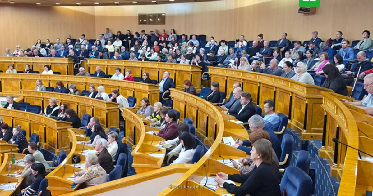 More than 200 public servants attend anti-corruption seminar
